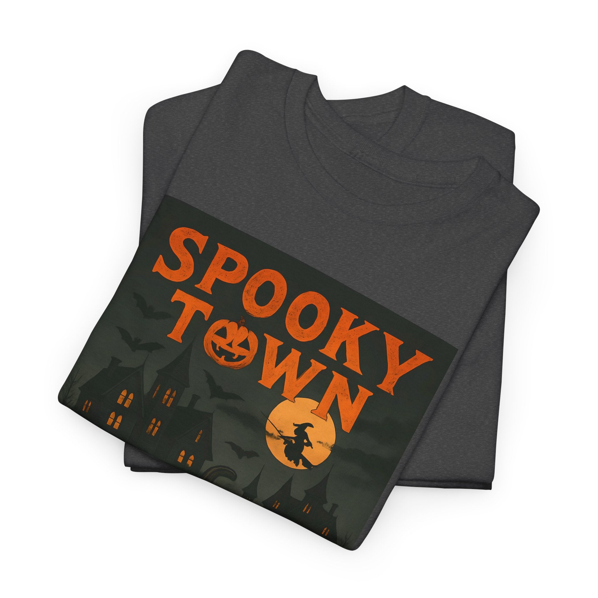 Halloween Spooky Town Tee – Unisex Pumpkin Graphic Shirt, Retro Halloween Costume, Fall Aesthetic T-Shirt for October Parties & Trick-or-Treat