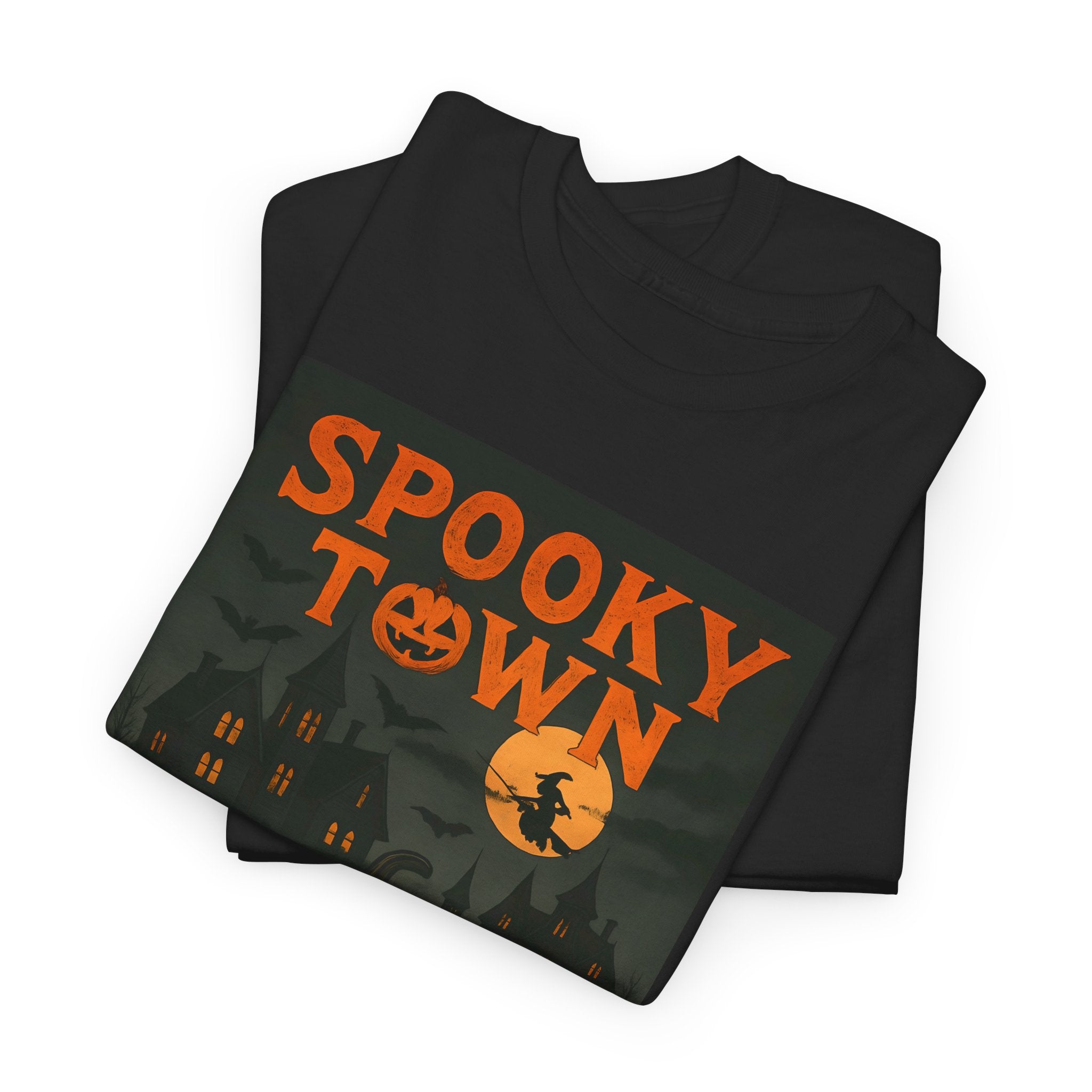 Halloween Spooky Town Tee – Unisex Pumpkin Graphic Shirt, Retro Halloween Costume, Fall Aesthetic T-Shirt for October Parties & Trick-or-Treat